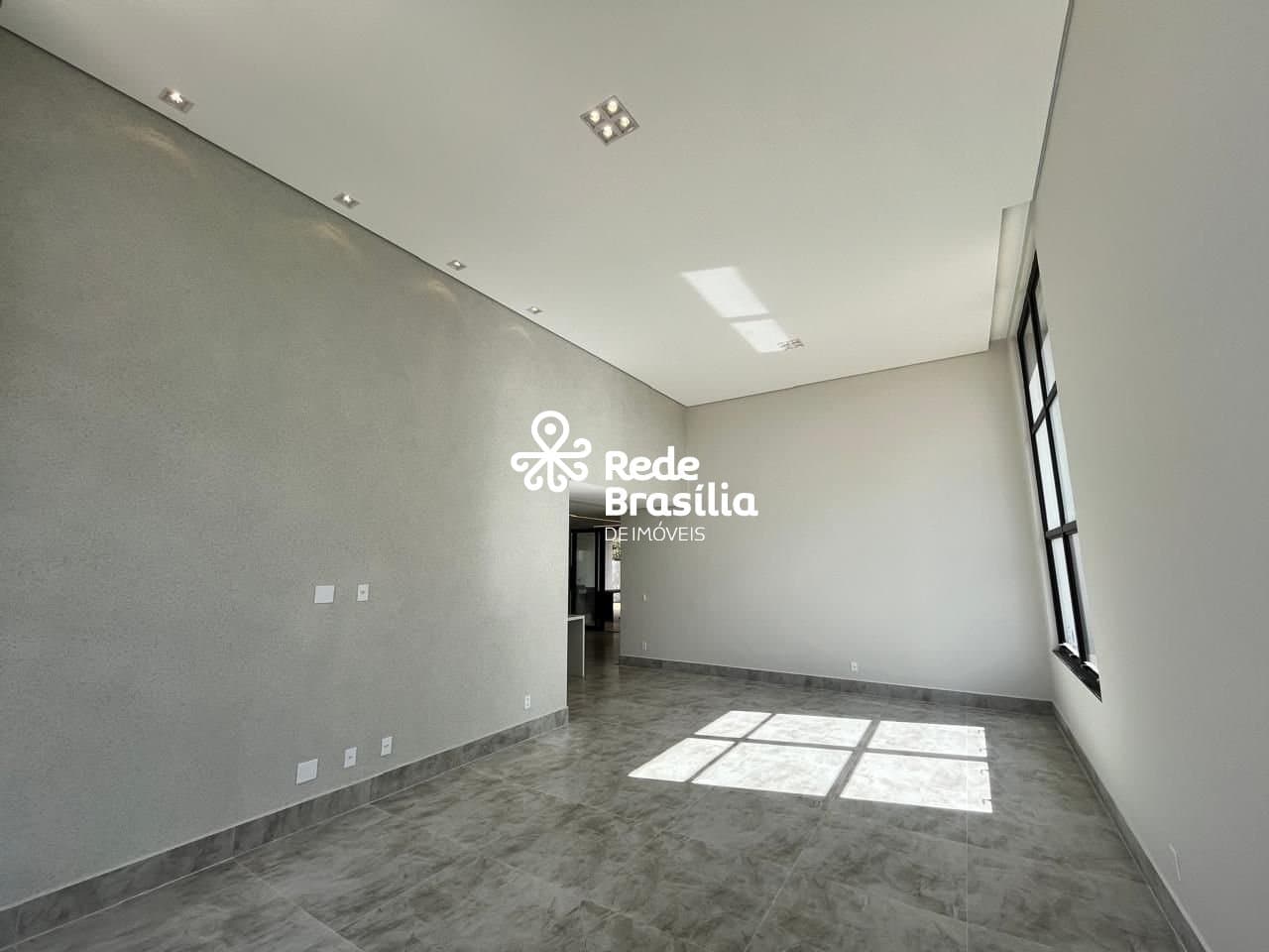 Imagem da propriedade DI692 6
