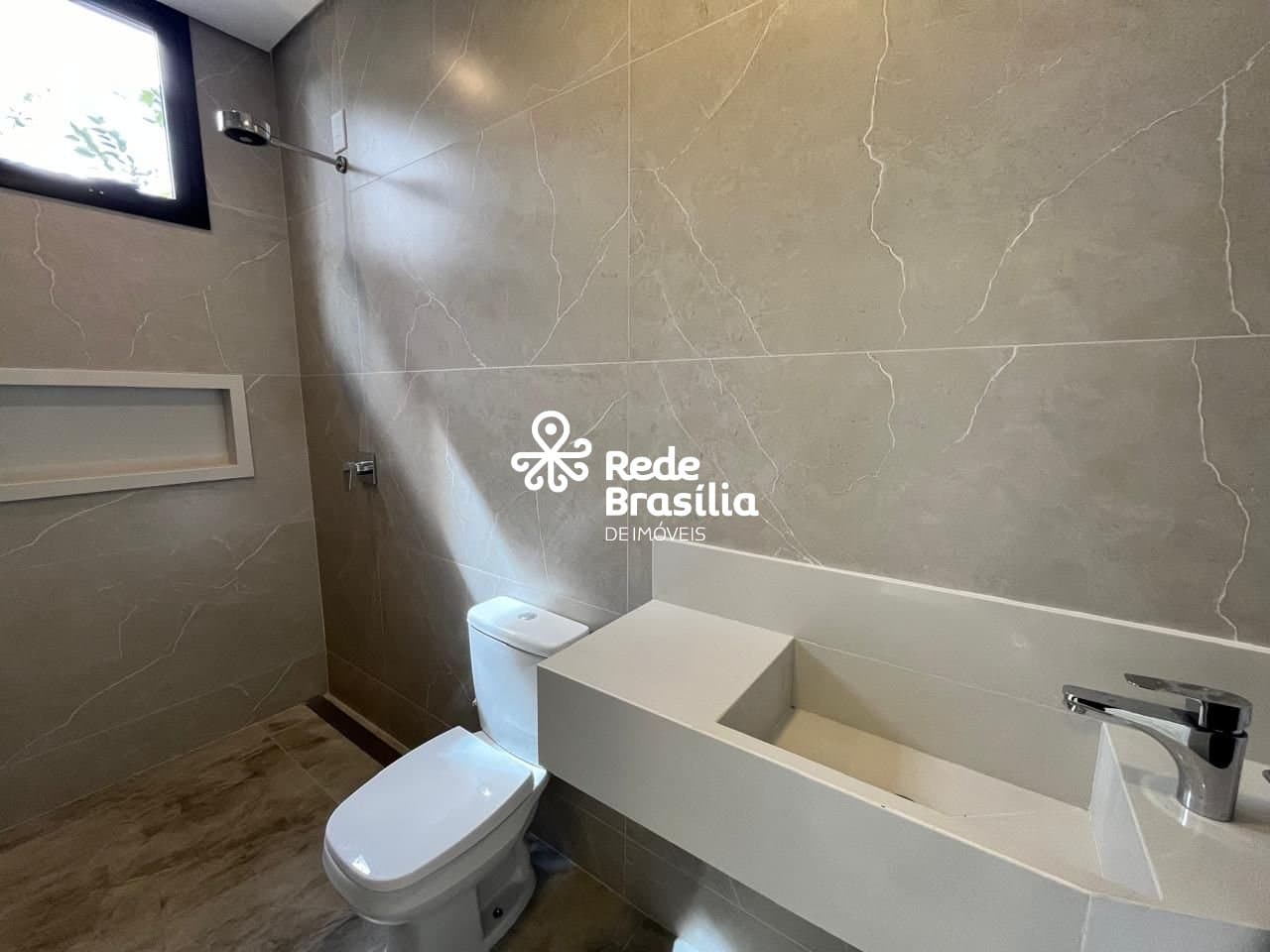Imagem da propriedade DI692 23