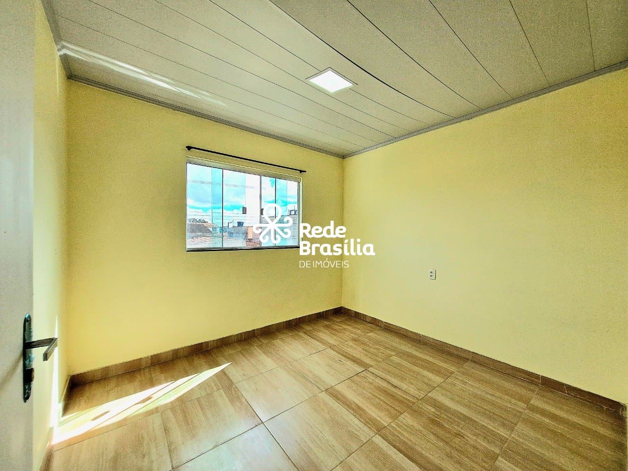 Imagem da propriedade PD3235 24