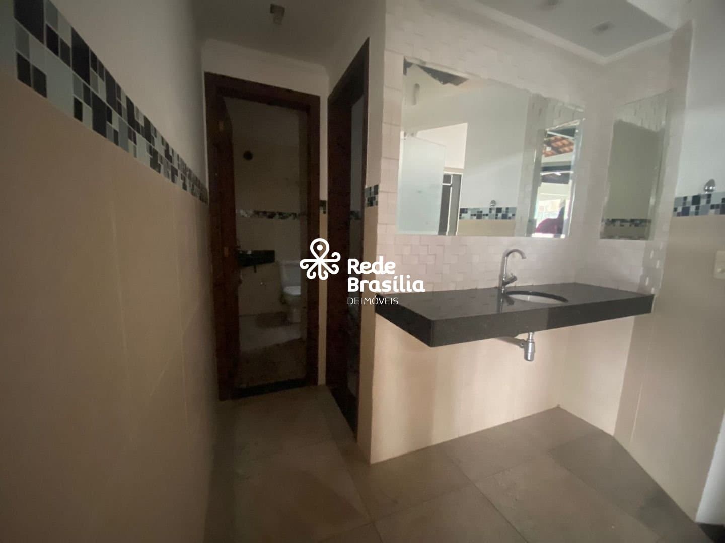Imagem da propriedade TH24441 12