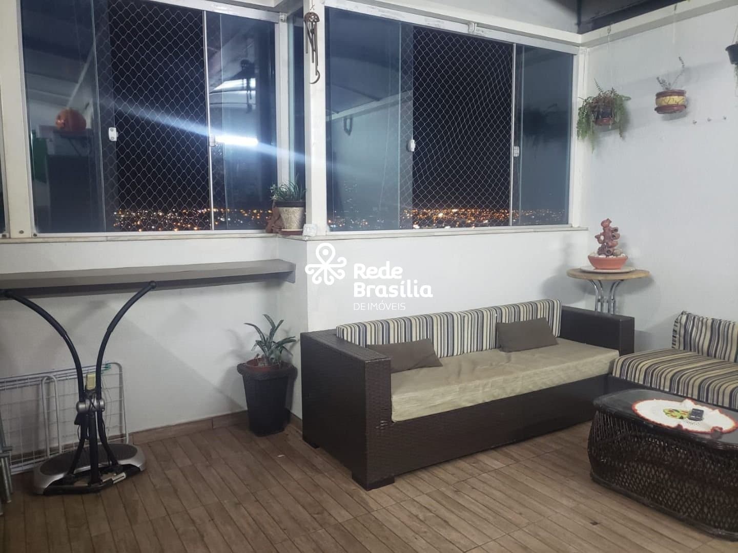 Imagem da propriedade TH28749 24