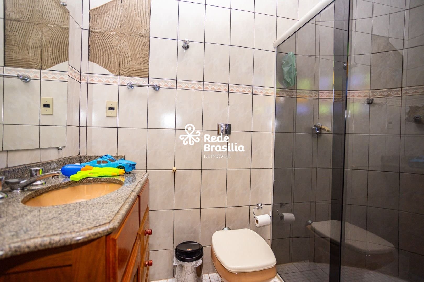 Imagem da propriedade TH29515 15