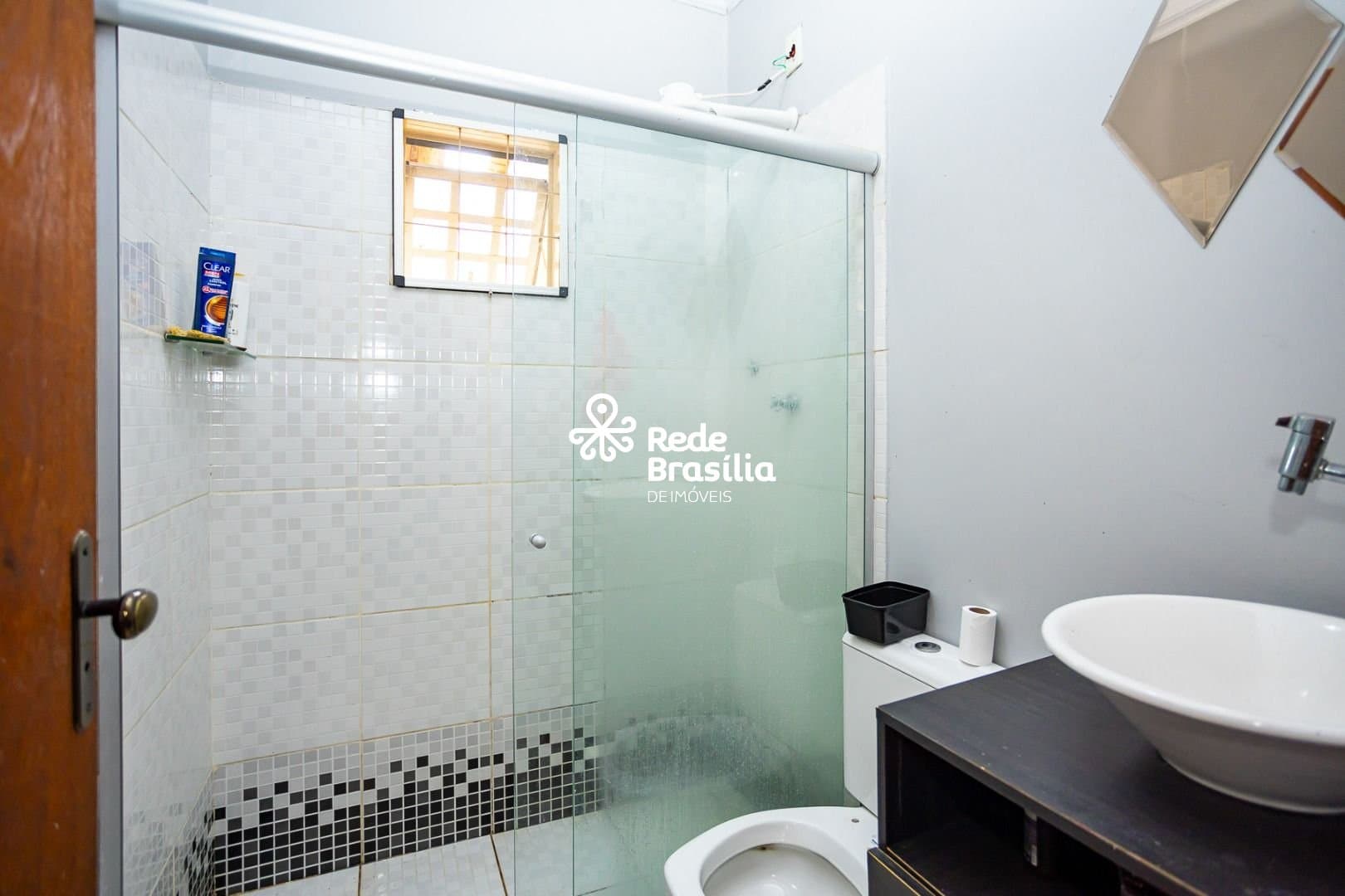 Imagem da propriedade UB1374 15