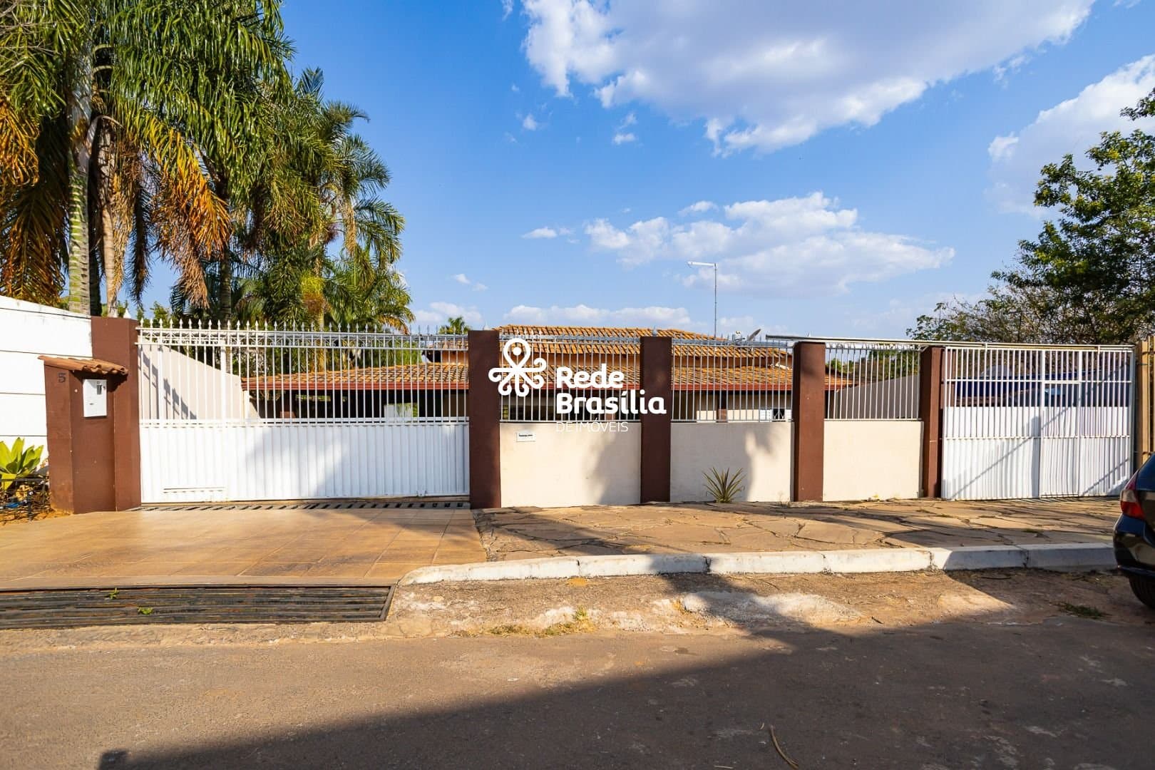 Imagem da propriedade UB1374 30