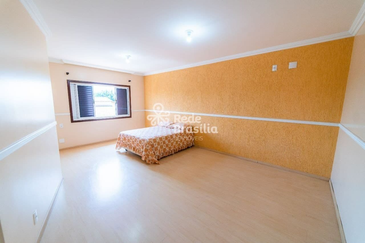 Imagem da propriedade UB1563 20